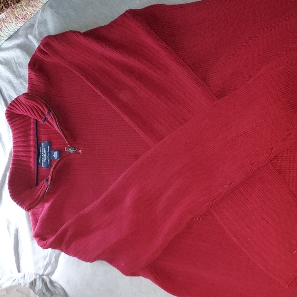 Mens red American eagle large long sleeve caratgin